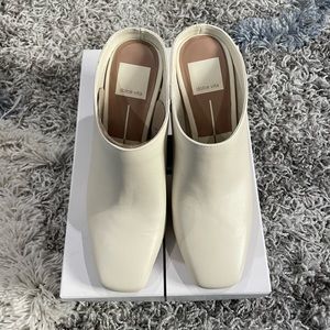 Dolce Vita Kirra ivory leather mule